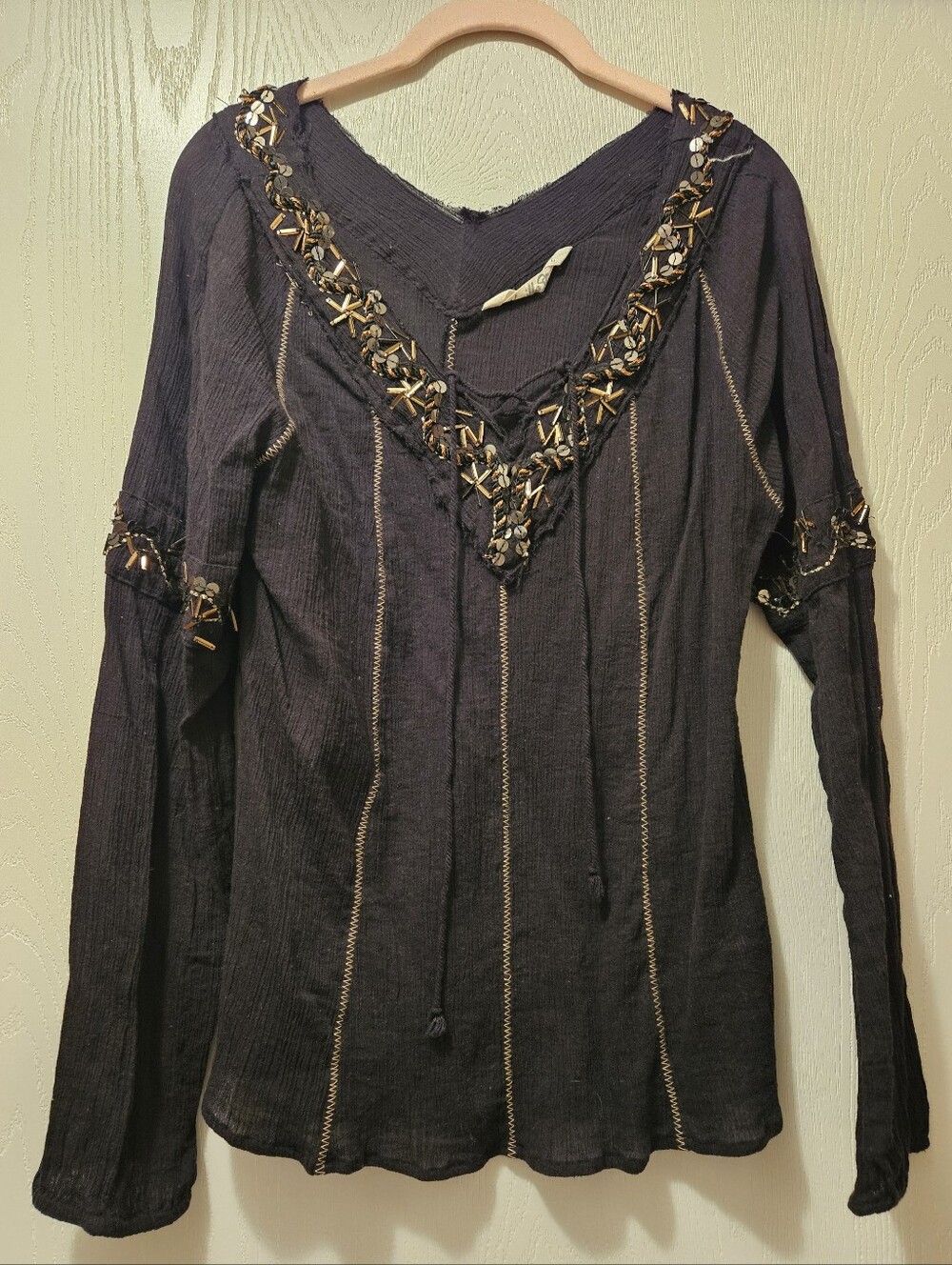 Vanilla Star Black & Metallic Beaded Gauzey Longsleeved Vneck Blouse, Size Large